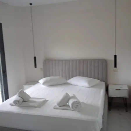 فيلة Glarokavos By Golden